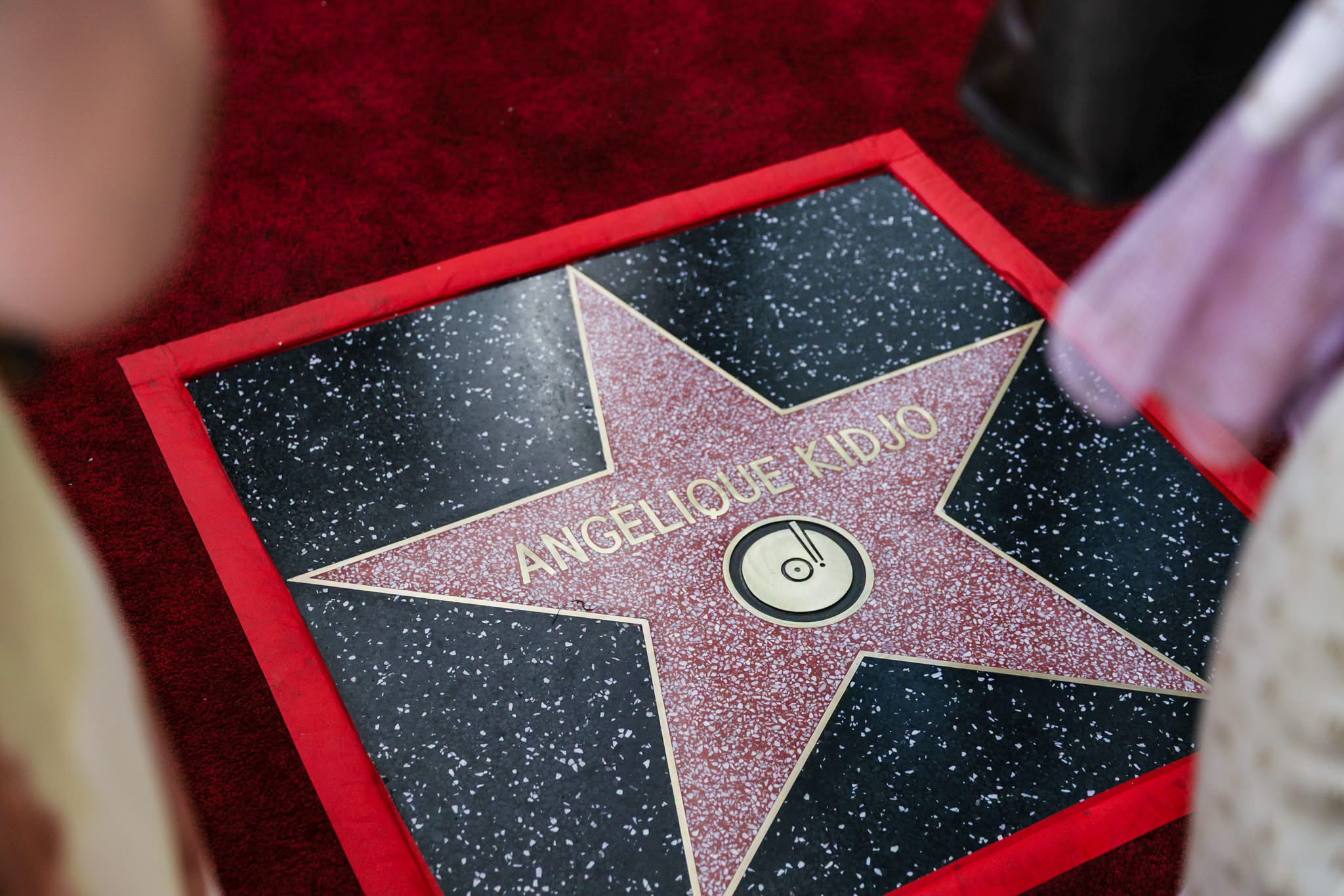 Walk of Fame d’Hollywood : Angélique Kidjo dédie son étoile à l’Afrique