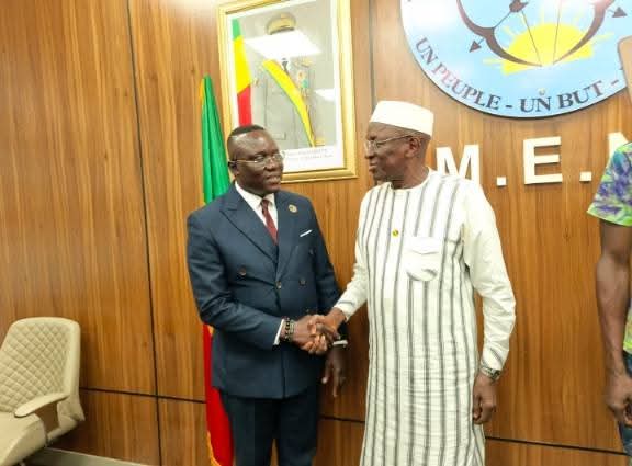 FESCUAO 2026:LE BÉNIN PORTE À BAMAKO LA VOIX DE LA PAIX ET DE LA JEUNESSE