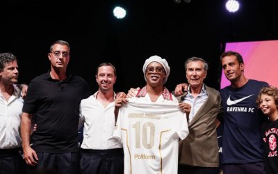 Ronaldinho à Ravenne : un retour risqué, mais payant pour le football