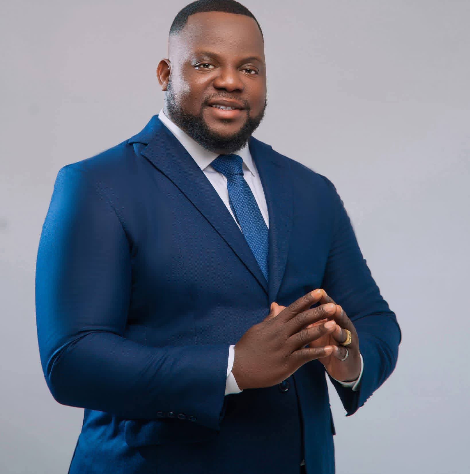 Le Retour du Fils du Pays : Adewale Olouchegoun Saad Adebo face aux secrets du destin et de la politique
