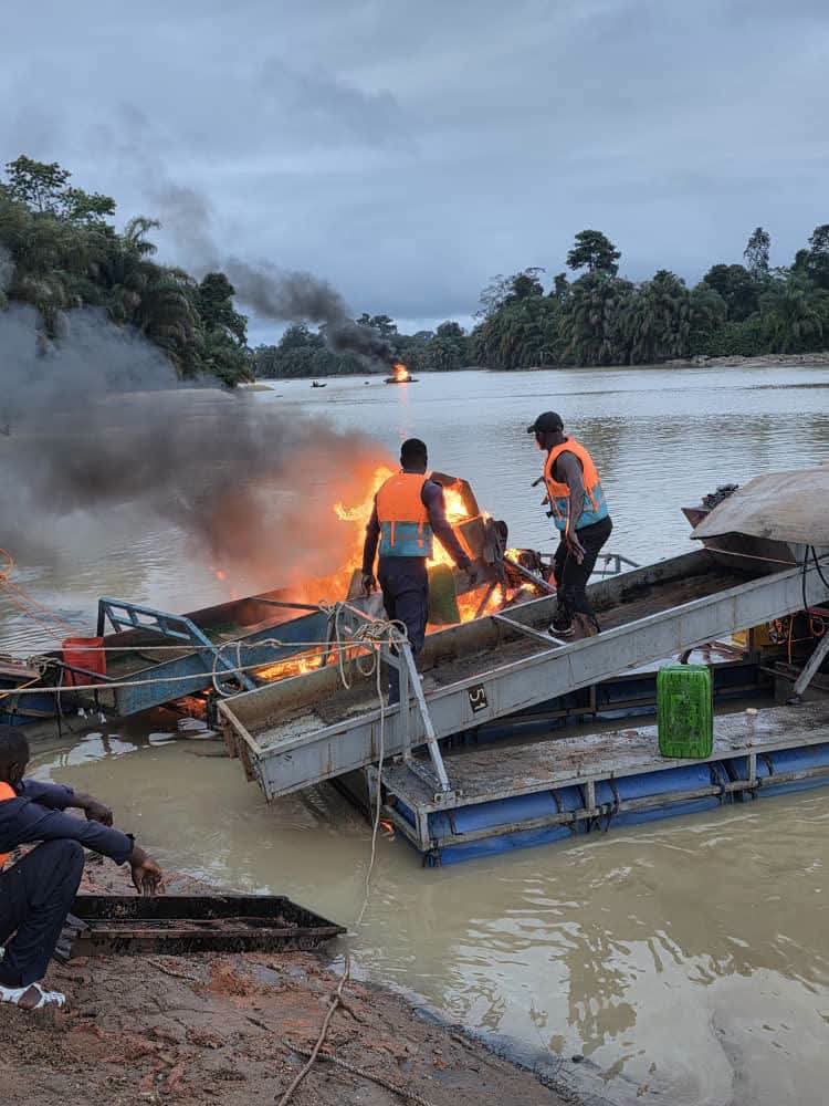 Soubré : dix dragues détruites sur un affluent du fleuve Sassandra